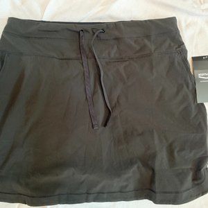 SCOTTeVest Scarlett Skort - Womens S NWT